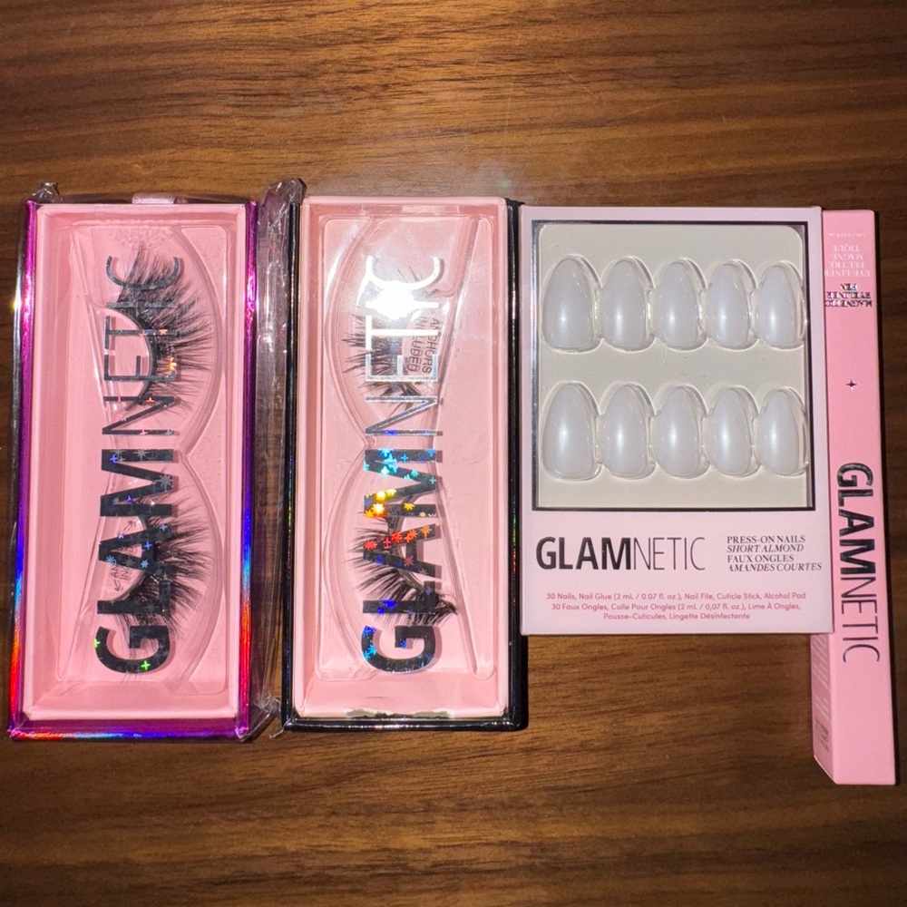 Glamnetic Magnetic Lashes and press on nails